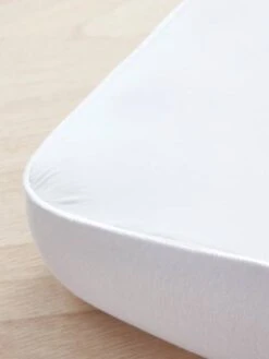 Alèse/drap Housse Résistant En Tencel Toucher Doux Blanc - Vertbaudet -Bébé Confort Promos Boutique alesedrap housse resistant en tencel toucher doux 2