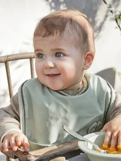 Bavoir Avec Poche ELODIE DETAILS Vert Pâle/lapin (mineral Green - Elodie Details -Bébé Confort Promos Boutique bavoir avec poche elodie details 3