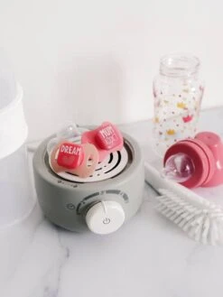 Chauffe-biberon Et Stérilisateur BEABA Baby Milk Second Gris/blanc - Beaba -Bébé Confort Promos Boutique chauffe biberon et sterilisateur beaba baby milk second 3