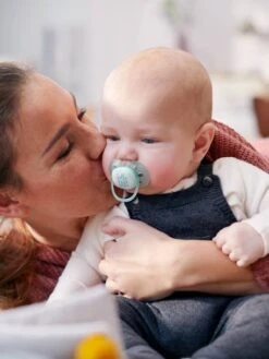 Lot De 2 Sucettes Ultra Douces 1er âge Philips AVENT Lapin Blanc - Philips Avent -Bébé Confort Promos Boutique lot de 2 sucettes ultra douces 1er age philips avent 3