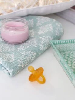 Sucette à Bout Rond Tout Latex 6 Mois+ SUAVINEX Naturel - Suavinex 8 Sucette à Bout Rond Tout Latex 6 Mois+ SUAVINEX Naturel - Suavinex -Bébé Confort Promos Boutique sucette a bout rond tout latex 6 mois suavinex 2