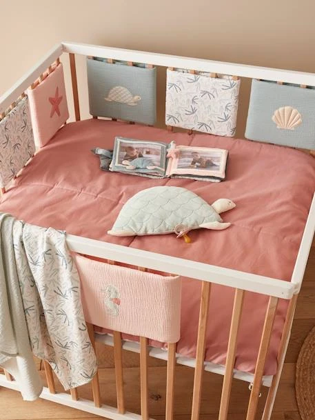 Tour De Lit / Tour De Parc Pare-chocs SOUS L'OCÉAN Rose - Vertbaudet 2 Tour De Lit / Tour De Parc Pare-chocs SOUS L'OCÉAN Rose - Vertbaudet – Image 2